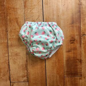 Green Sprouts swim diaper reusable 24 mos strawberry green pink beach swim